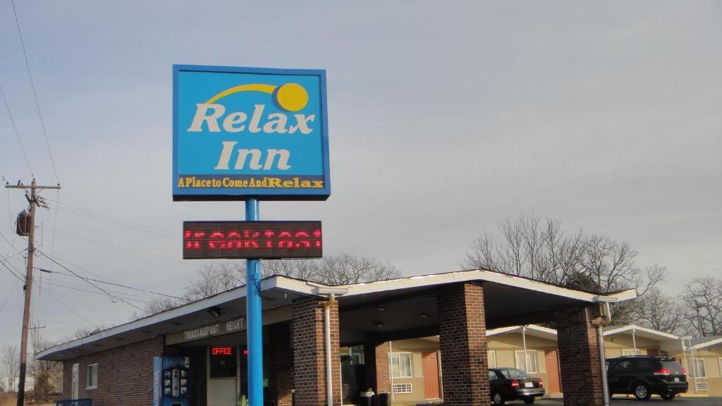 Relax Inn St. Robert Exterior foto